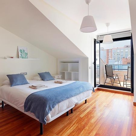 Atico Con Terraza, Vistas Al Mar Y Parking En Playa De S Lorenzo Gijón Exteriör bild