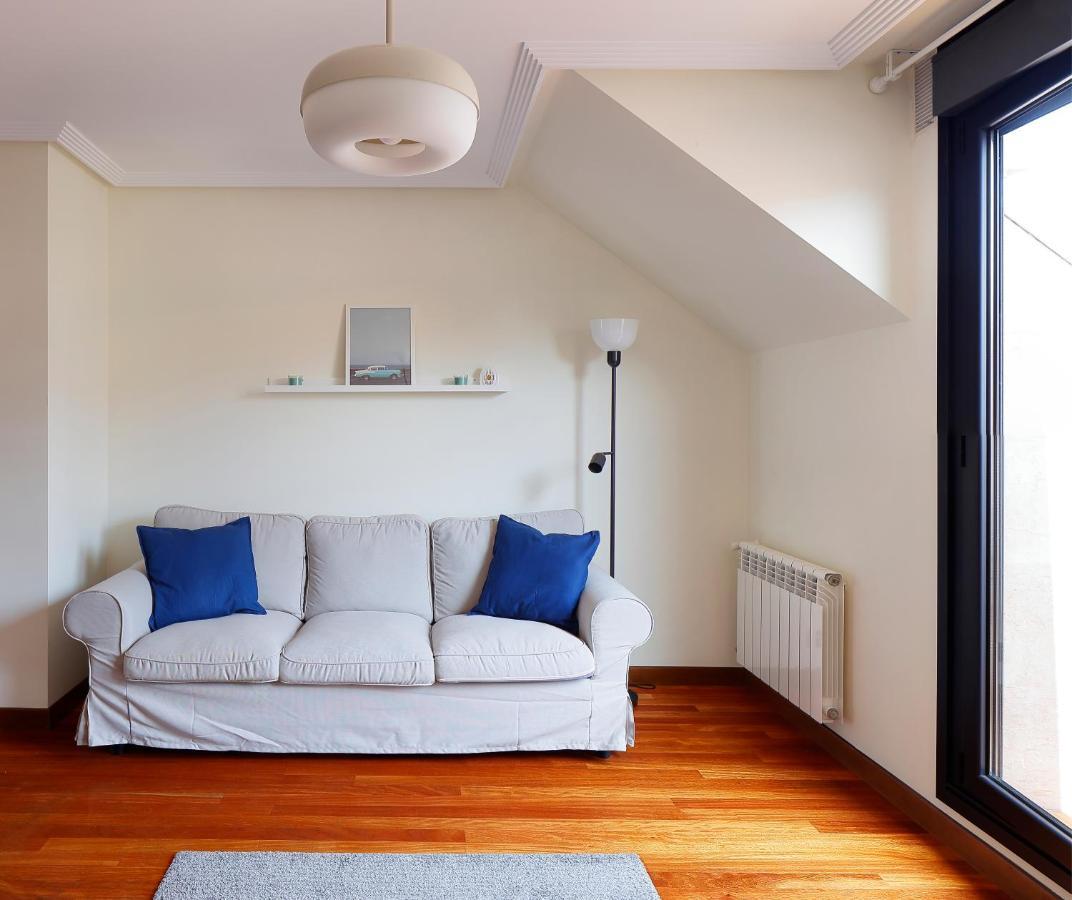 Atico Con Terraza, Vistas Al Mar Y Parking En Playa De S Lorenzo Gijón Exteriör bild