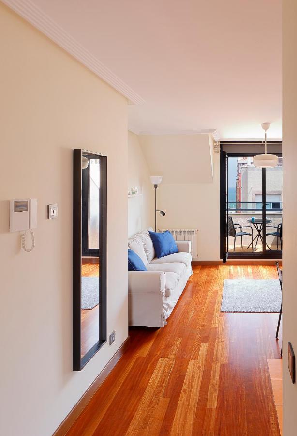 Atico Con Terraza, Vistas Al Mar Y Parking En Playa De S Lorenzo Gijón Exteriör bild