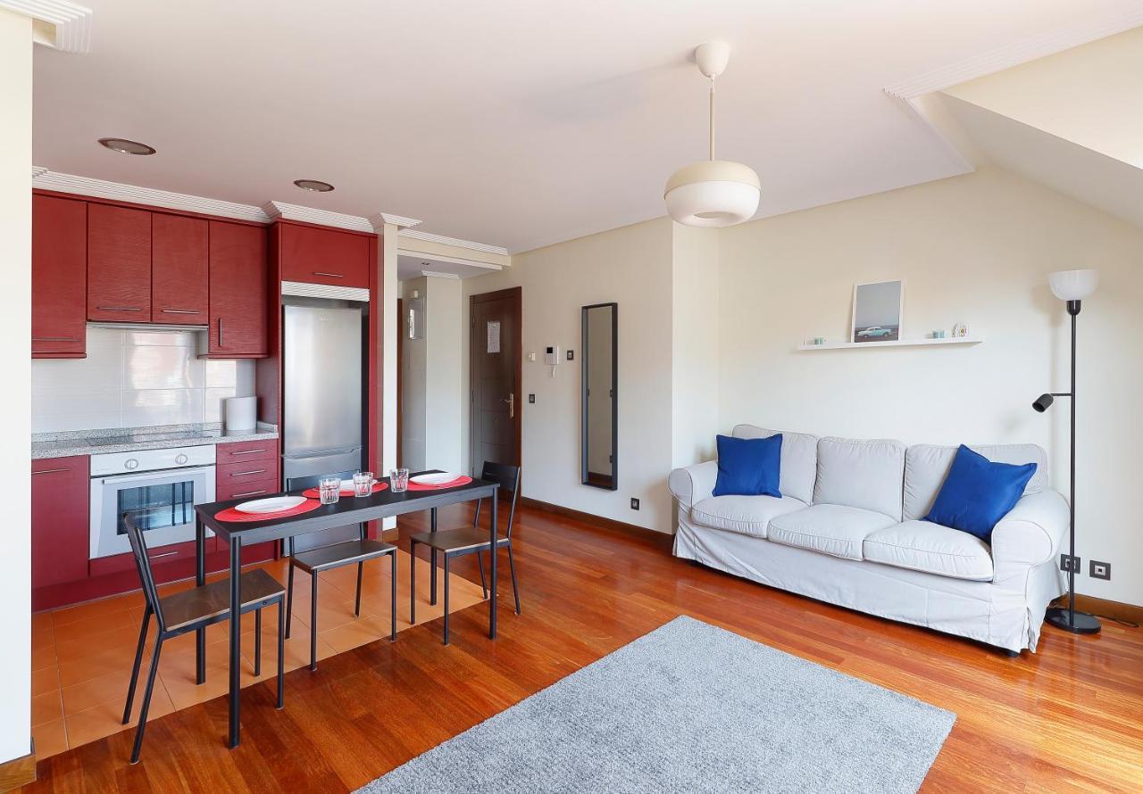Atico Con Terraza, Vistas Al Mar Y Parking En Playa De S Lorenzo Gijón Exteriör bild
